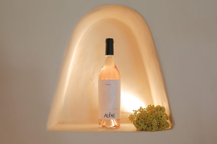 cuvee vin rose alone